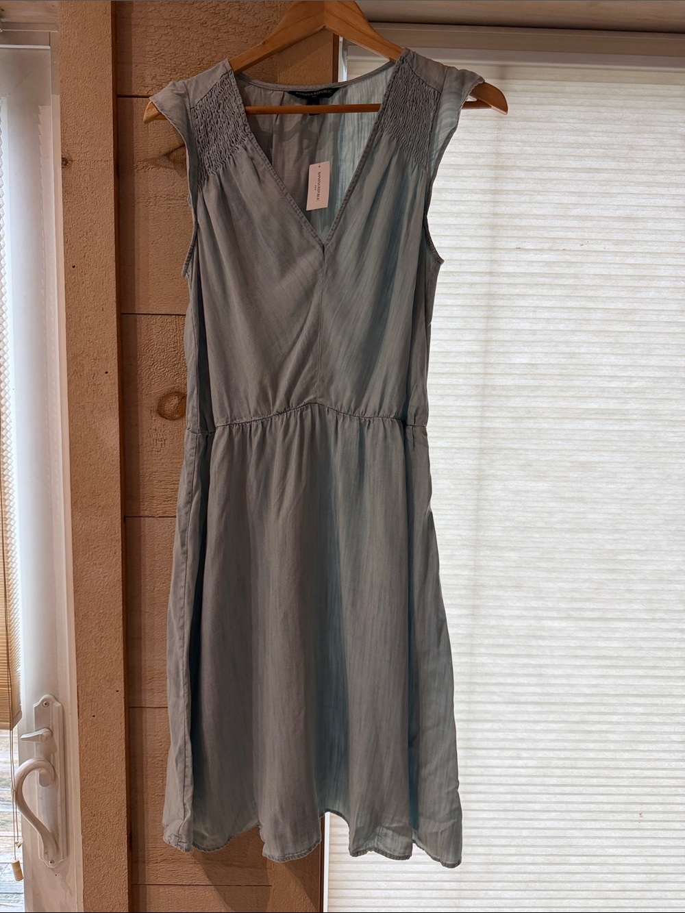 Banana Republic Light Blue Sleeveless V-Neck Dress